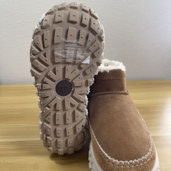 UGG Venture Daze Ultra Mini Boots Men 11 / Women 12 Chestnut Ceramic 1158200 NEW